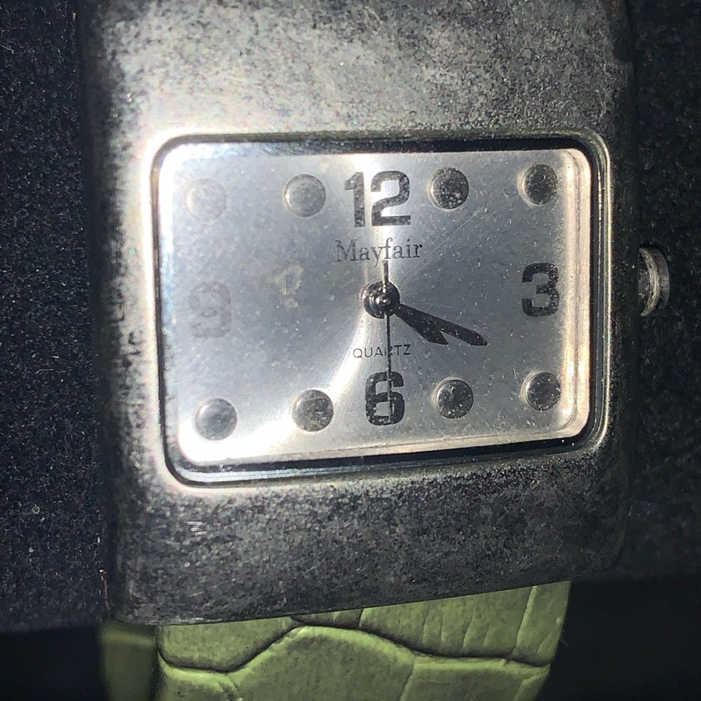 Watch - Picture 2 of 2